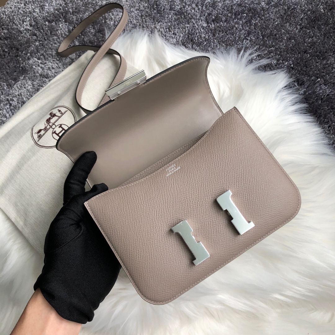 에르메스 콘스탄스18 그리스아스팔트 은장 앱송